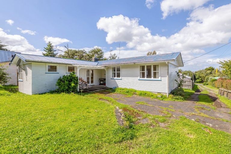 Photo of property in 61 Watt Street, Featherston, 5710