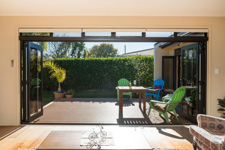 Photo of property in 14 Batt Street, West End, Palmerston North, 4410