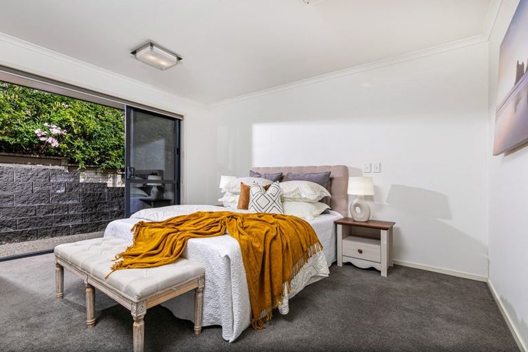 Photo of property in 4 Clapton Place, Henderson, Auckland, 0612