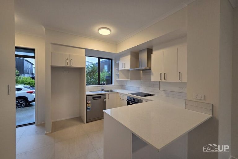 Photo of property in 19 Oranga Drive, Westgate, Auckland, 0614