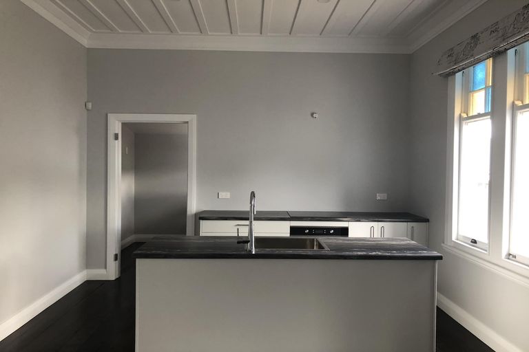 Photo of property in 1/7 Opaheke Road, Papakura, 2110