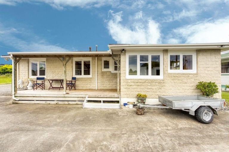 Photo of property in 29 Main Highway, Otaki, 5512