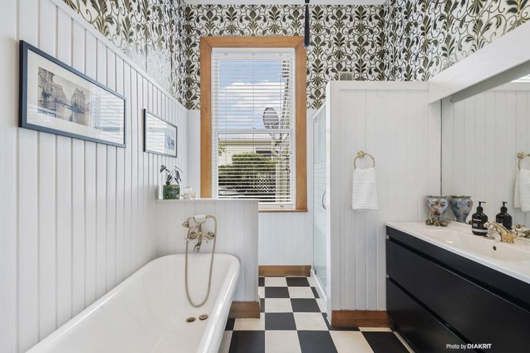 Photo of property in 50 Overtoun Terrace, Hataitai, Wellington, 6021