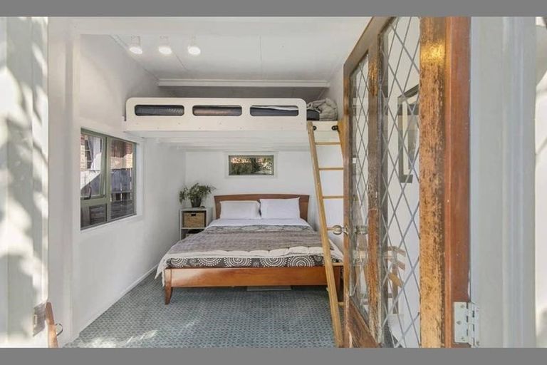 Photo of property in 66 Don Buck Road, Massey, Auckland, 0614