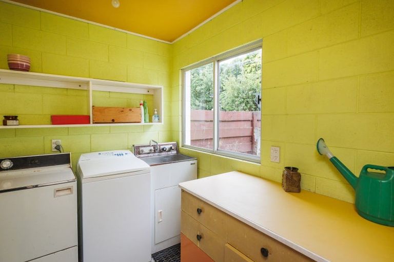 Photo of property in 5 Anaru Place, Awapuni, Palmerston North, 4412