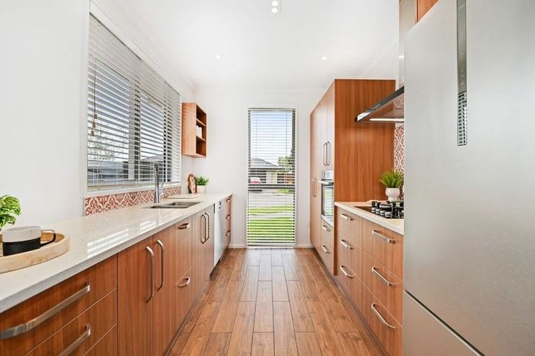 Photo of property in 8 Sharman Place, Wigram, Christchurch, 8042