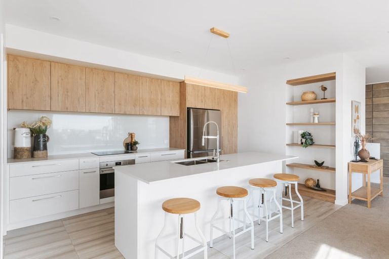 Photo of property in 5/3 Tremaine Avenue, Two Mile Bay, Taupo, 3330