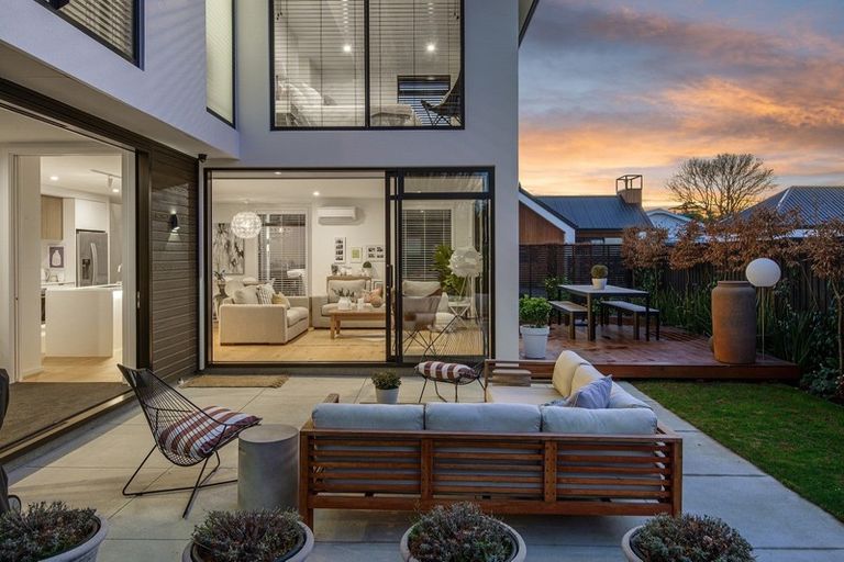 Photo of property in 7 Campana Lane, St Albans, Christchurch, 8052