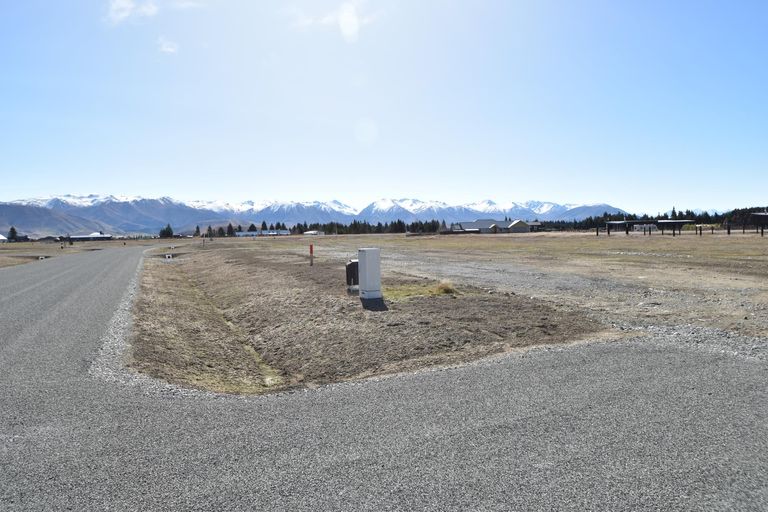Photo of property in 22 Peak Drive, Twizel, 7901