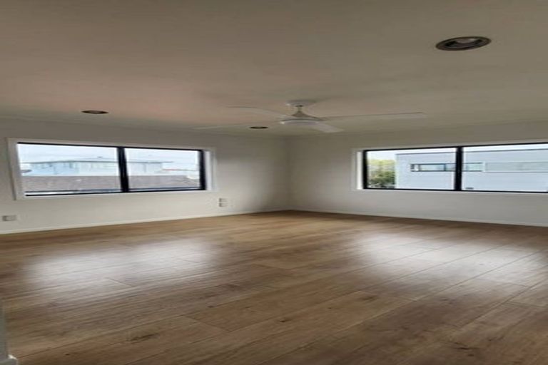 Photo of property in 38 Kenderdine Road, Papatoetoe, Auckland, 2025