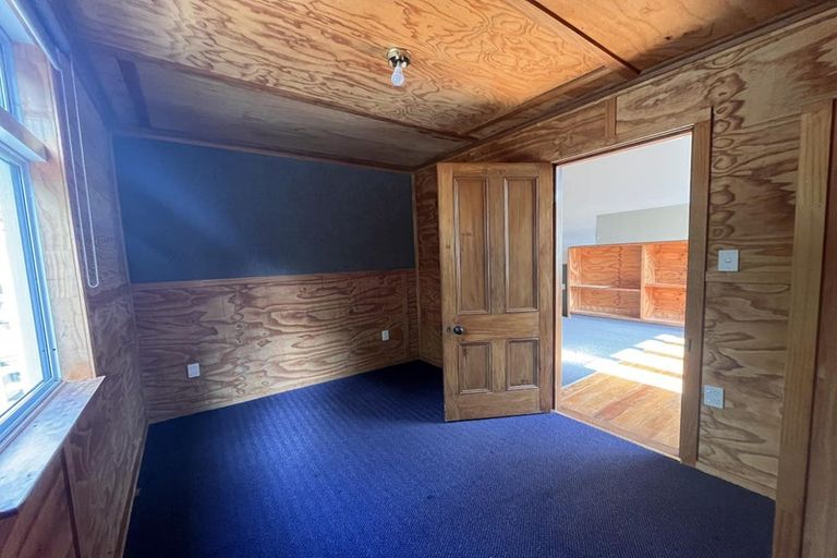 Photo of property in 148 James Line, Kelvin Grove, Palmerston North, 4414