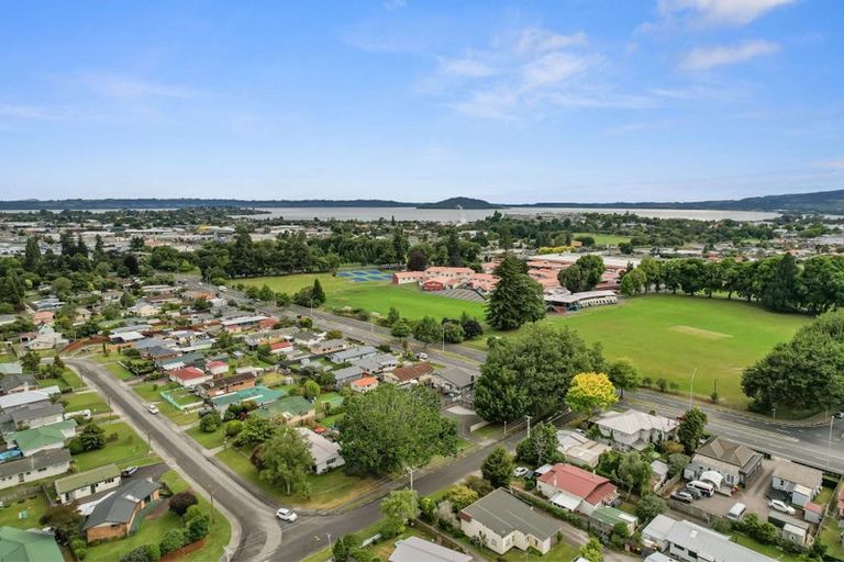 Photo of property in 13 Corlett Street, Utuhina, Rotorua, 3015