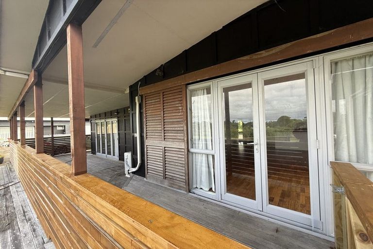 Photo of property in 115 Riverhead Road, Kumeu, 0892