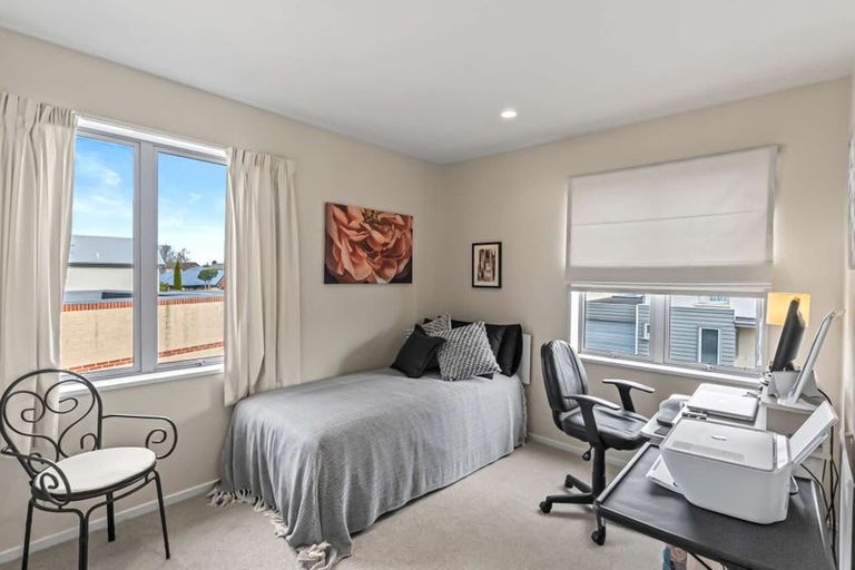 Photo of property in 24a Waterford Avenue, Northwood, Christchurch, 8051