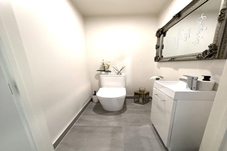 Photo of property in 40 Melgran Avenue, Papakura, 2110