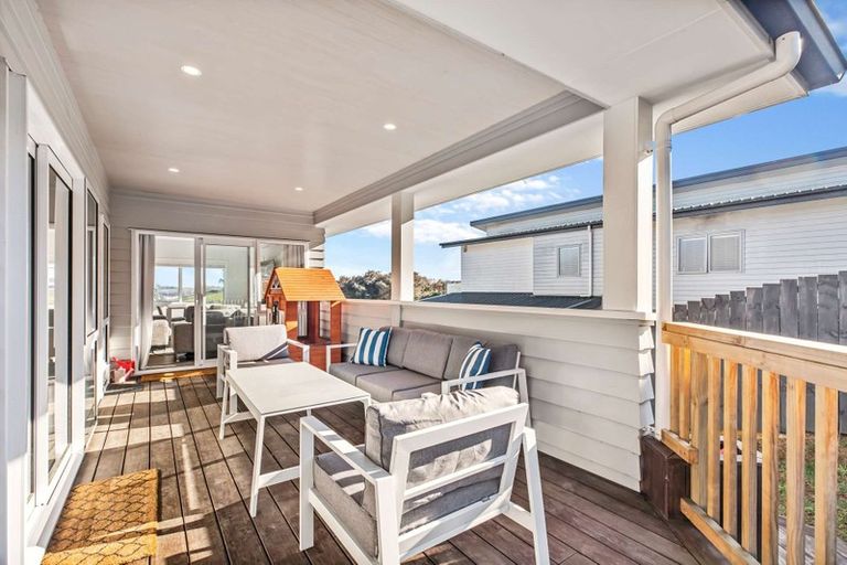 Photo of property in 106 Isabella Drive, Pukekohe, 2120