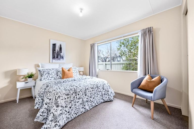 Photo of property in 2 Guiness Street, Avalon, Lower Hutt, 5011