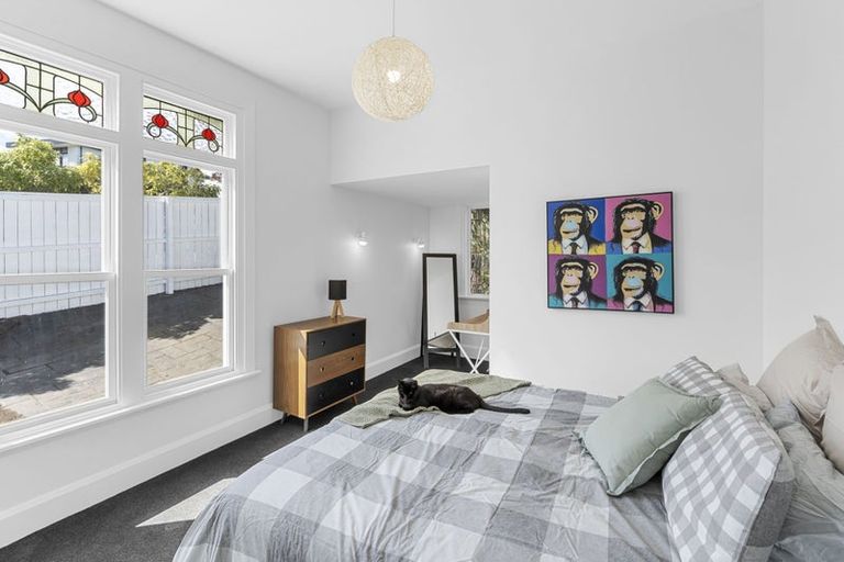 Photo of property in 34 Hackthorne Road, Cashmere, Christchurch, 8022
