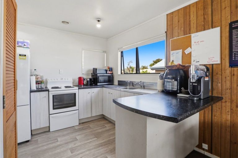 Photo of property in 30b Hartford Avenue, Papamoa Beach, Papamoa, 3118