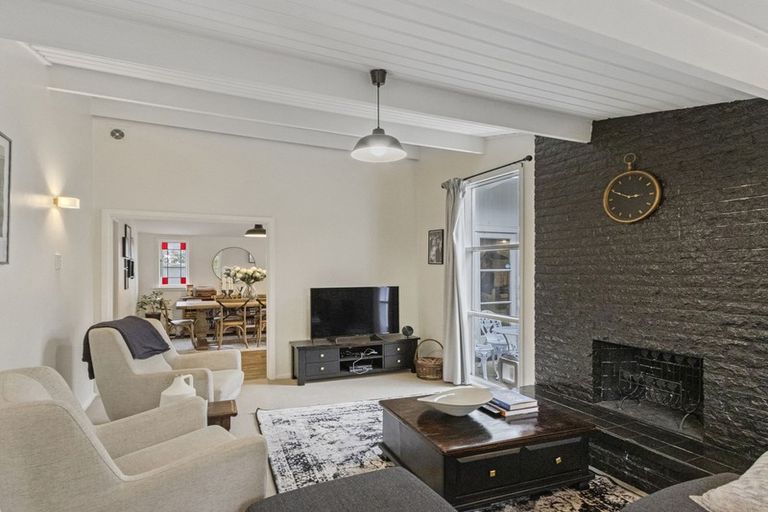 Photo of property in 43 Croziers Road, St Albans, Christchurch, 8052