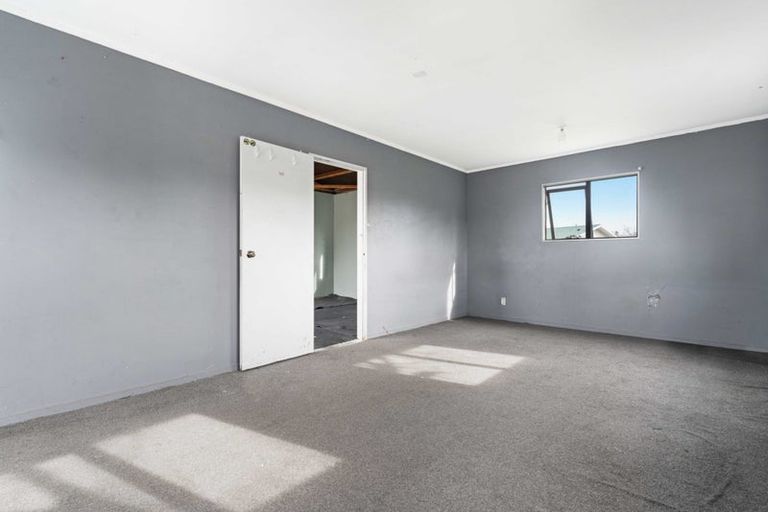 Photo of property in 32 Ashgrove Road, Mangere, Auckland, 2022
