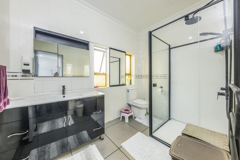 Photo of property in 187 Gray Avenue, Papatoetoe, Auckland, 2024