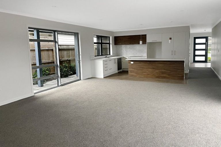 Photo of property in 24 Te Ara O Motutawa, Avalon, Lower Hutt, 5011
