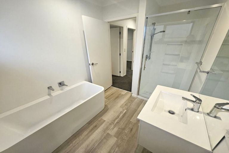 Photo of property in 12 Massee Way, Te Puke, 3119