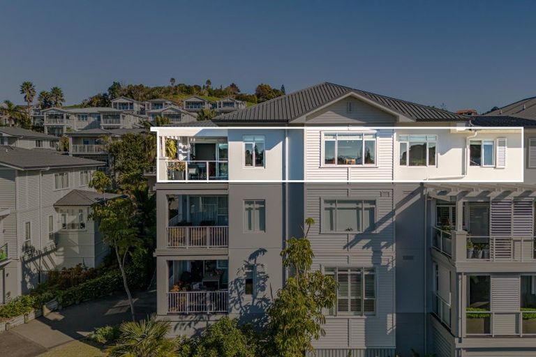 Photo of property in 72 Landmark Terrace, Orewa, 0931