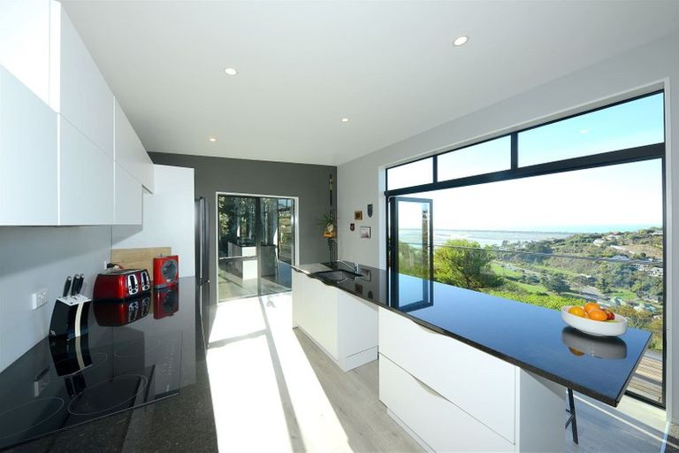 Photo of property in 65 Santa Maria Avenue, Mount Pleasant, Christchurch, 8081