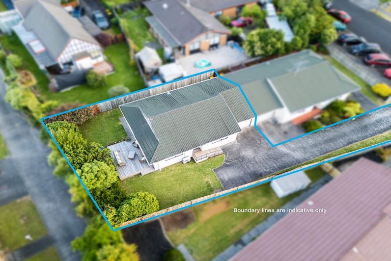 Photo of property in 2/23 Septimus Place, Henderson, Auckland, 0612