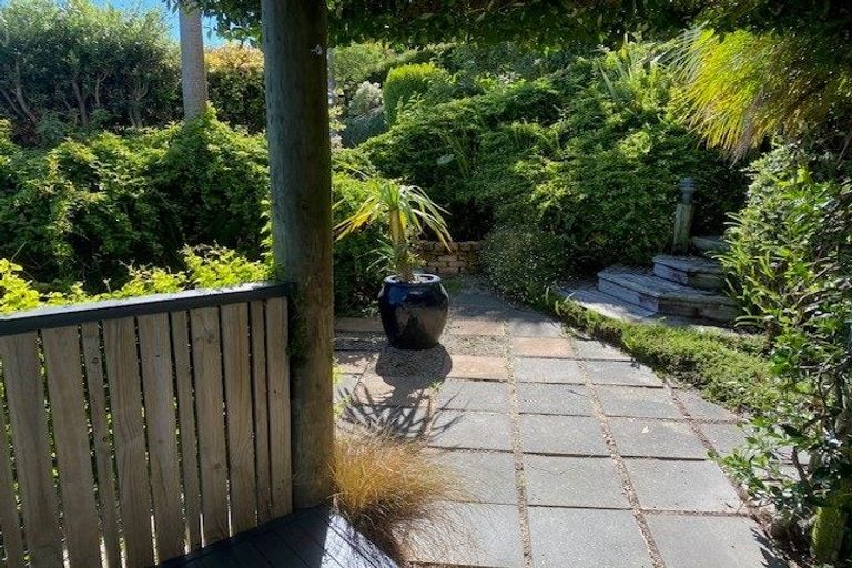 Photo of property in 36 Philomel Crescent, Bayswater, Auckland, 0622