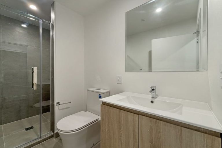 Photo of property in 12/18 Karengo Street, Long Bay, Auckland, 0630