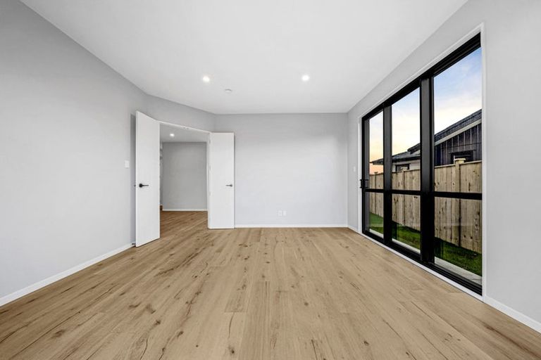 Photo of property in 5 Paihere Street, Huapai, 0810