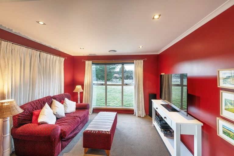 Photo of property in 136 Te Awa Road, Albert Town, Wanaka, 9382