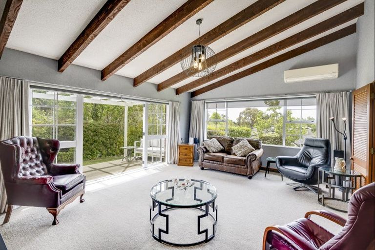 Photo of property in 10 Reeve Drive, Havelock North, 4130