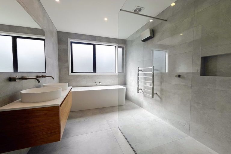 Photo of property in 12 Mason Street, Wanaka, 9305