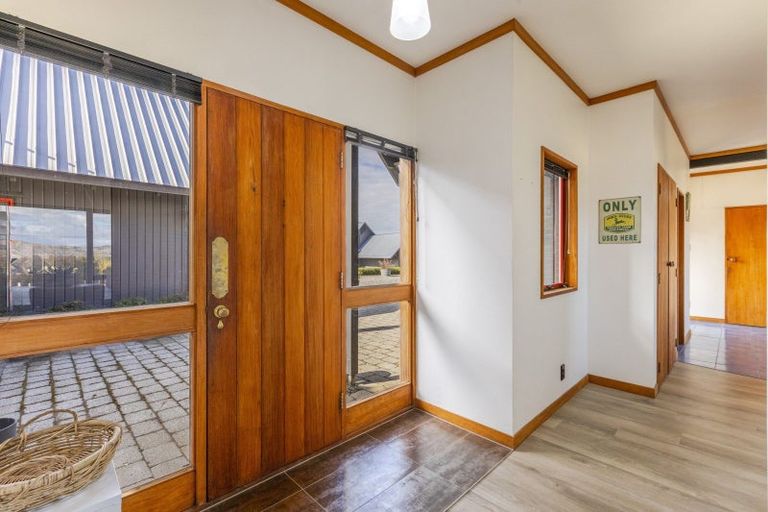 Photo of property in 297 Porangahau Road, Waipukurau, 4282