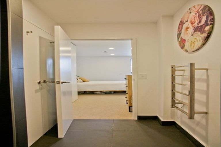 Photo of property in 6/167 Hobsonville Point Road, Hobsonville, Auckland, 0616