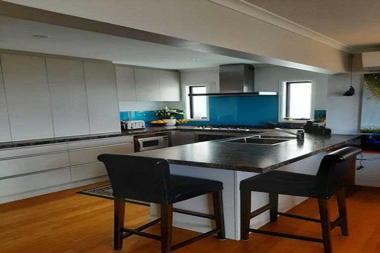 Photo of property in 21 Gledstane Road, Stanmore Bay, Whangaparaoa, 0932