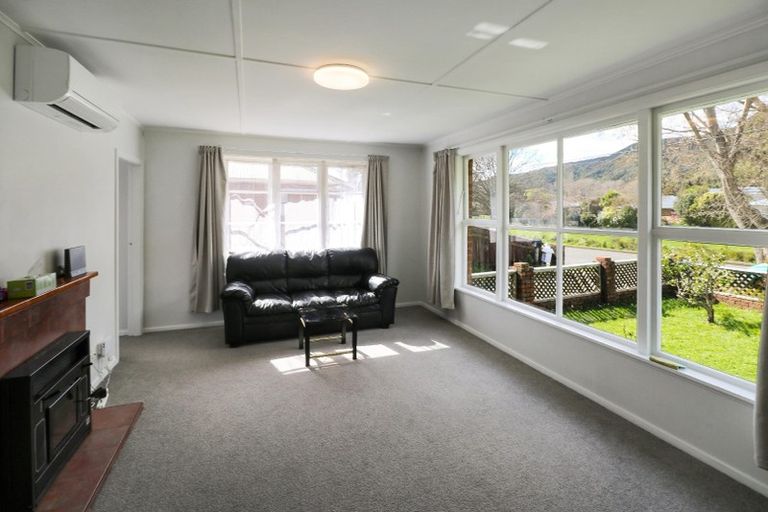 Photo of property in 199 Riverside Drive, Waterloo, Lower Hutt, 5011