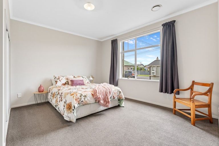 Photo of property in 6 West Avenue, Saint Clair, Dunedin, 9012