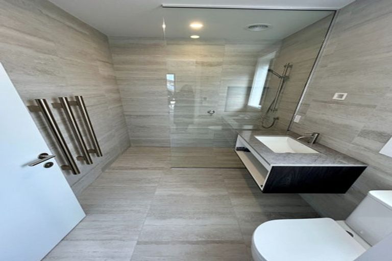 Photo of property in 15 Mason Street, Wanaka, 9305