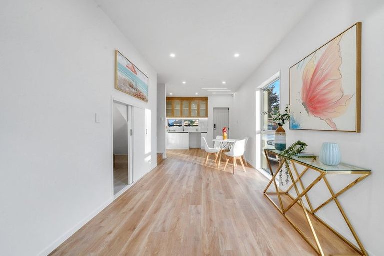 Photo of property in 30 Carruth Road, Papatoetoe, Auckland, 2025