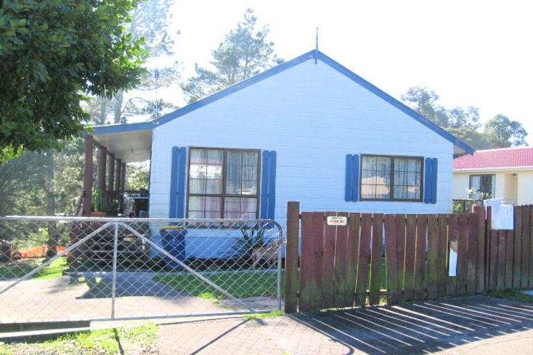 Photo of property in 11 Kellett Road, Ranui, Auckland, 0612