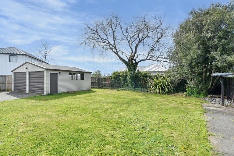 Photo of property in 2 Davis Place, Woolston, Christchurch, 8023