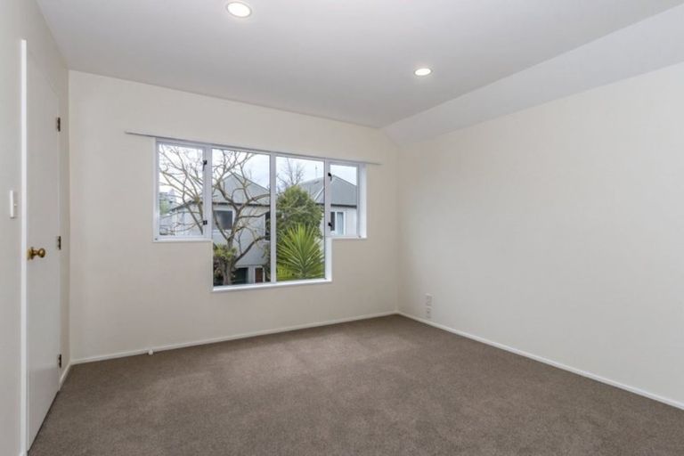 Photo of property in 2/419 Madras Street, St Albans, Christchurch, 8014