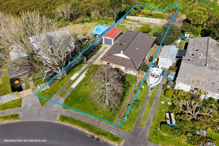 Photo of property in 21 Rountree Place, Conifer Grove, Takanini, 2112