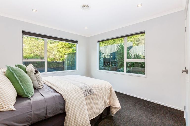 Photo of property in 26 Kilkelly Close, Tawa, Wellington, 5028