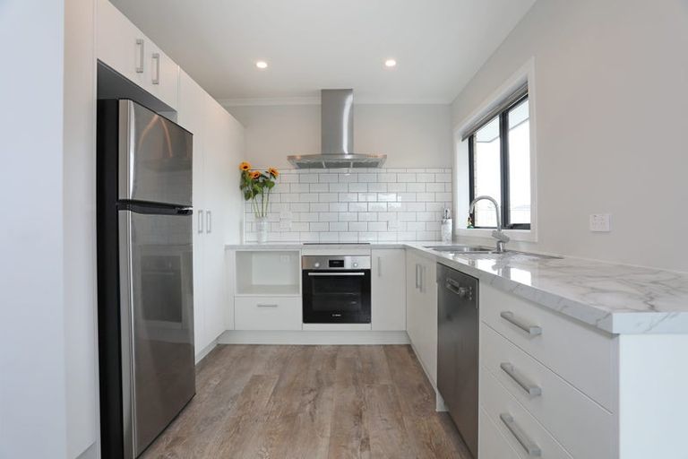 Photo of property in 17 Oldfield Lane, Marton, 4710